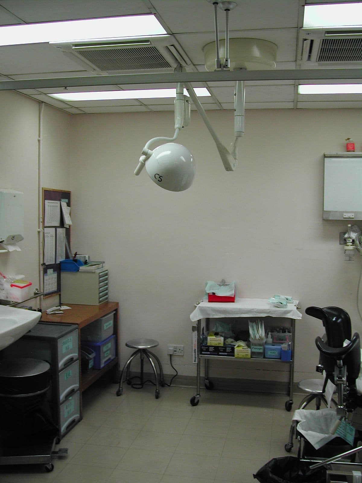 Tuen Mun Hospital - Photo 3