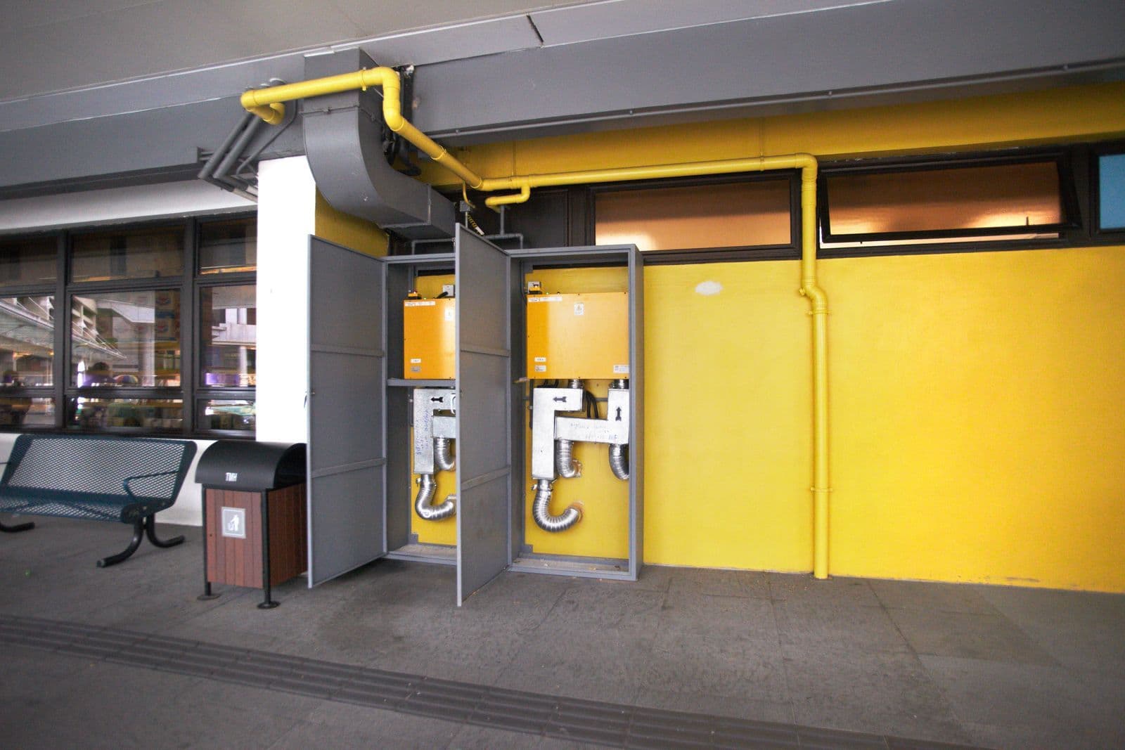 Tuen Mun Hospital - Photo 21