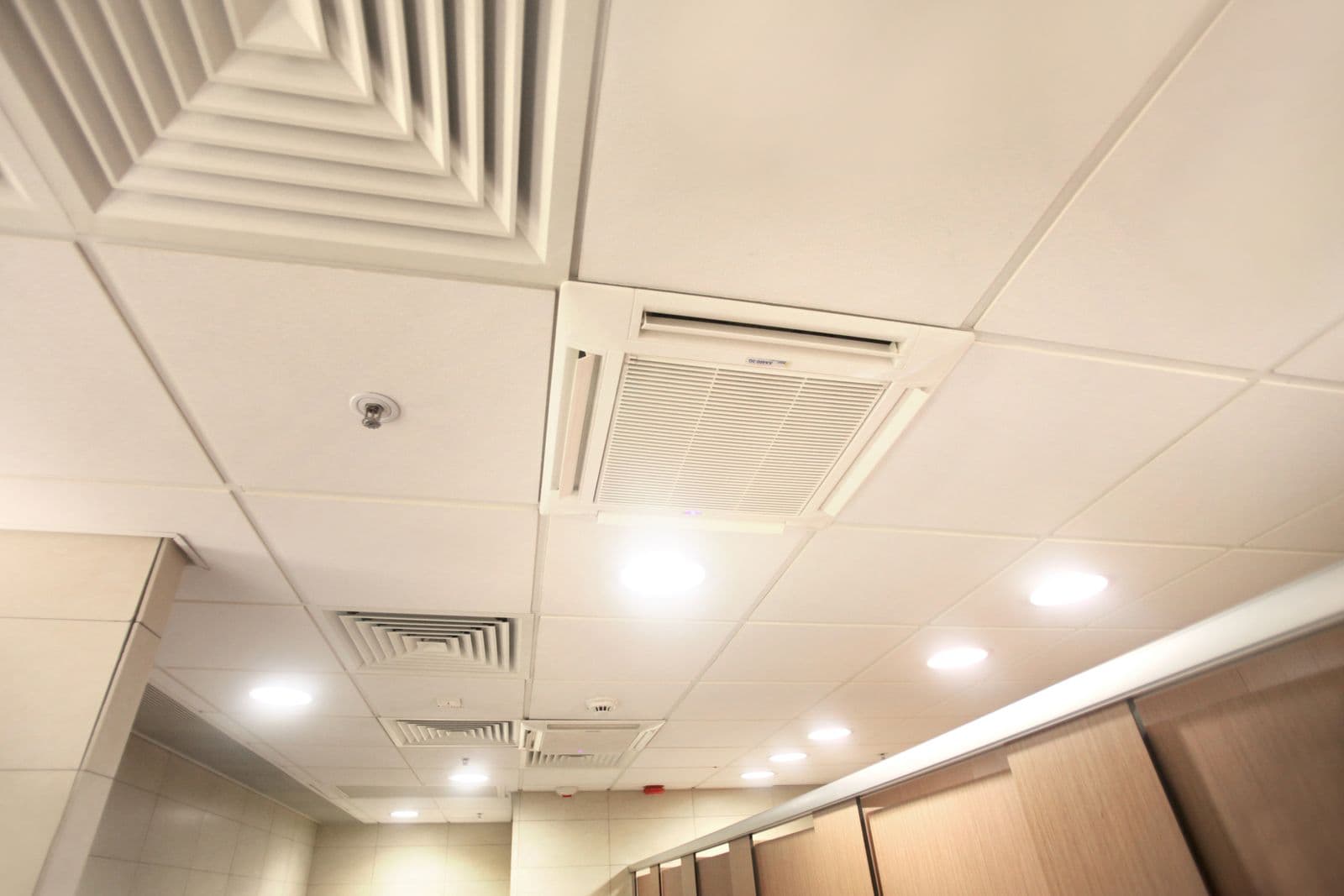 MTR Corporation — Sha Tin Station - Photo 9